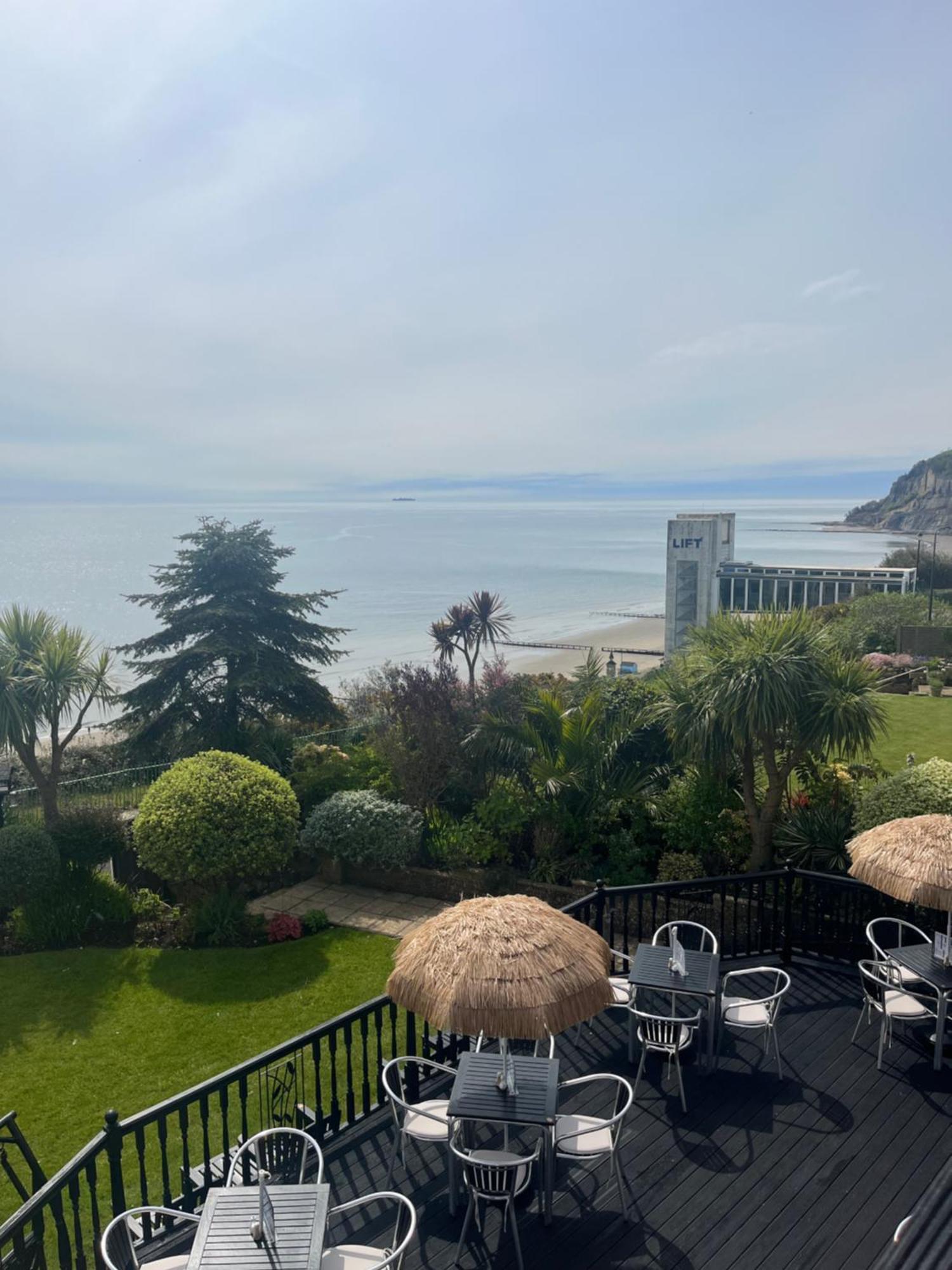 Carlton * Shanklin